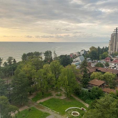 Аппартаменты С Двумя Балконами На Море И Горы Makhinjauri Ngoại thất bức ảnh