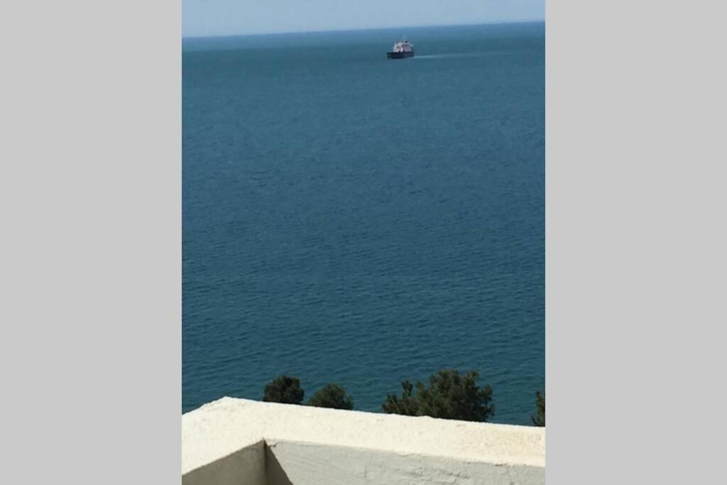 Аппартаменты С Двумя Балконами На Море И Горы Makhinjauri Ngoại thất bức ảnh
