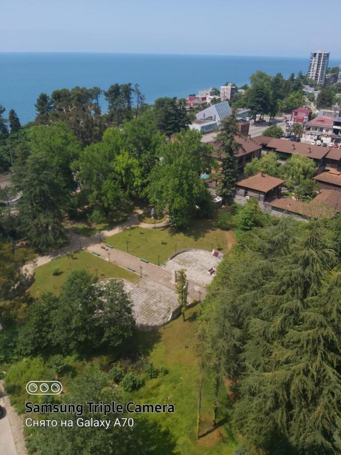 Аппартаменты С Двумя Балконами На Море И Горы Makhinjauri Ngoại thất bức ảnh